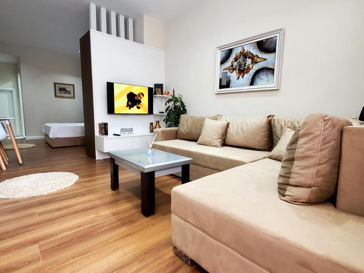 Armando'S House Durres Apartment Exterior foto